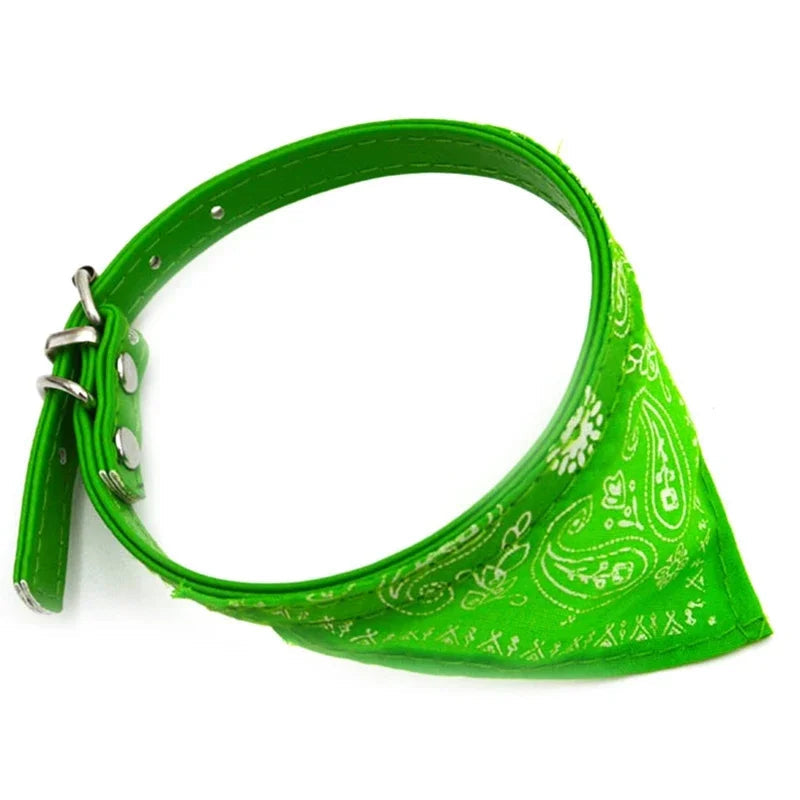 Bandana coloré  ajustable pour chat