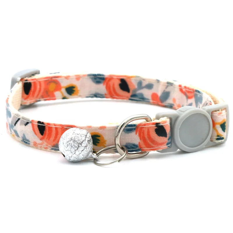 Bandana/collier  a motif floral pour chat