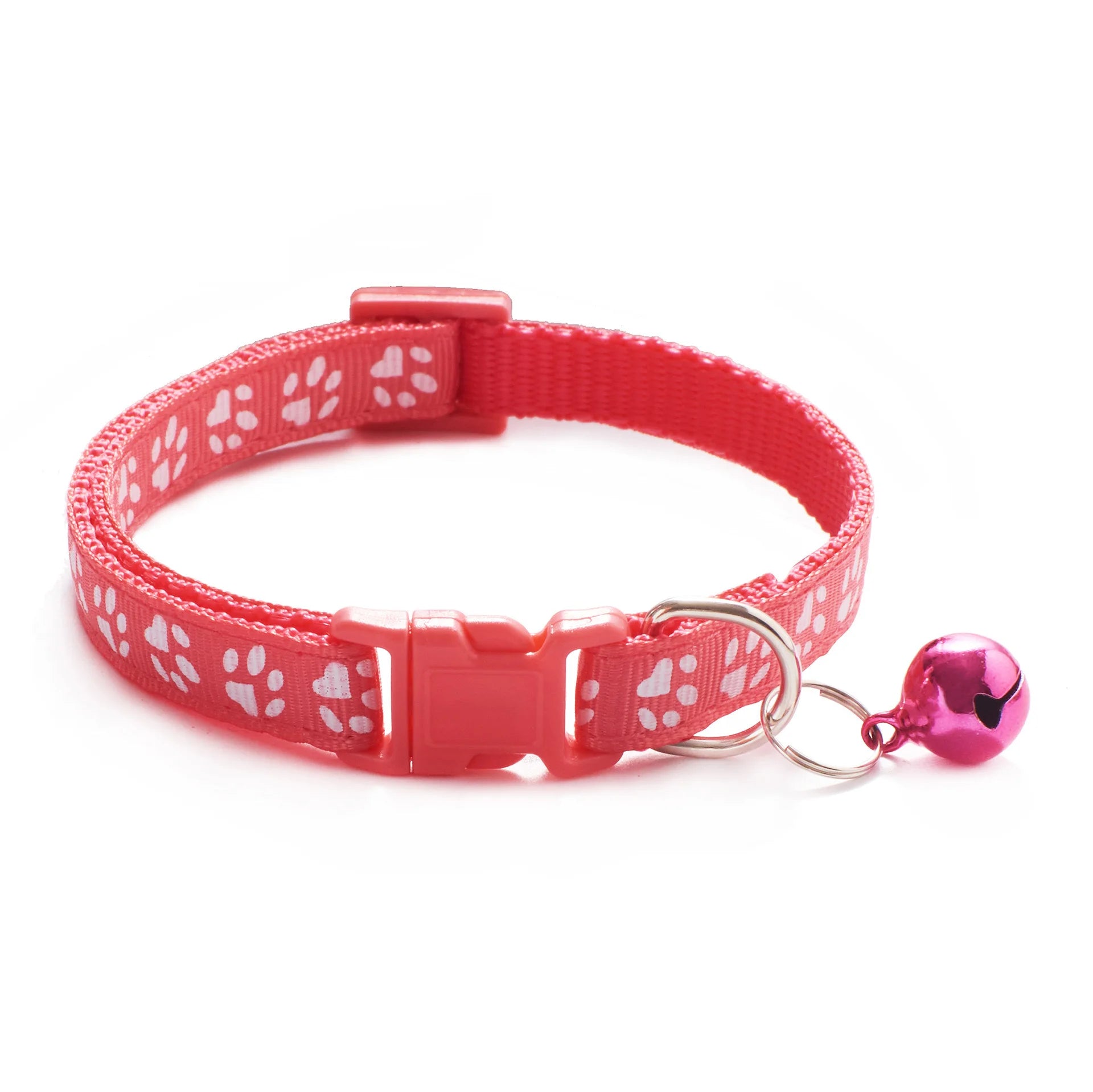 Collier avec design pattes de chat et petite clochette pour chat