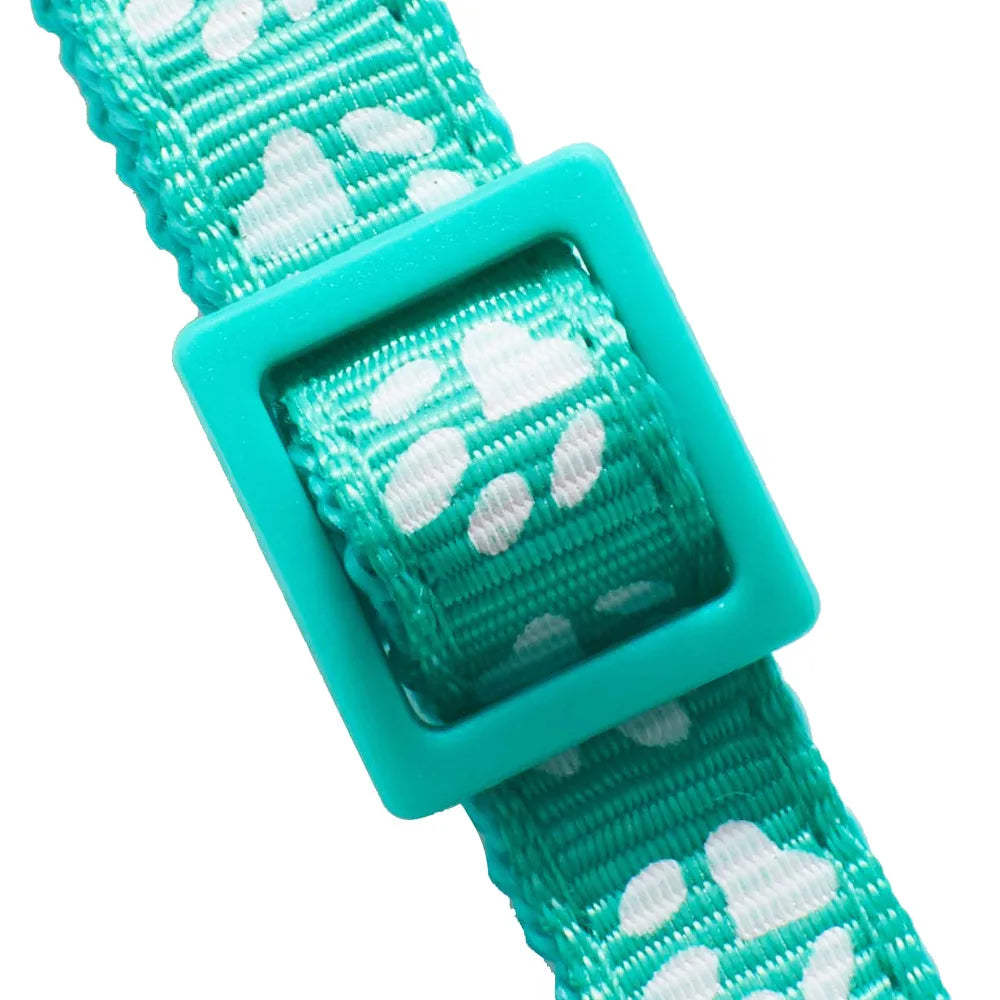 Collier avec design pattes de chat et petite clochette pour chat