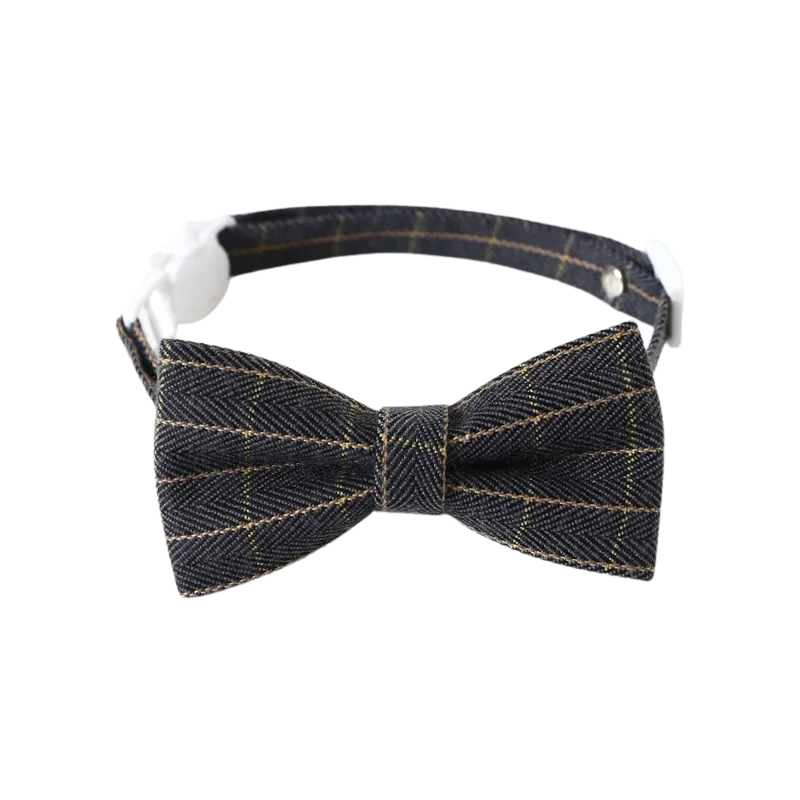 Collier/cravate en forme de noeud  élégant et discret pour chat